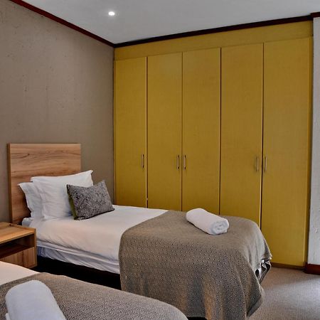 Anew Hotel Ocean Reef Zinkwazi Екстериор снимка